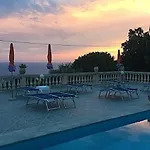 Hotel Villa Rita