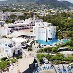 Punta Molino Beach Resort & Thermal Spa