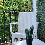 Villa Rosa Rooms