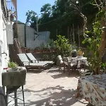 2 Rooms With Bathroom, Kitchen And Walk-In Closet With Independent Entrance