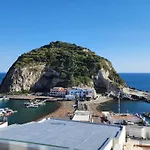 Divina Seaside Suite Ischia