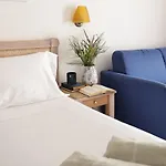 Oriente Suites & Spa