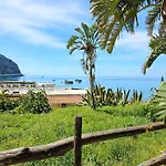 Paco Mare Residence