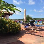 Villetta Con Giardino Esclusivo Di 1000 Mq, Piscina, Tennis, Calcio, Bocce