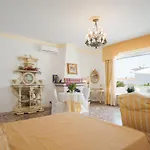 Appartamento In Villa Ad Ischia
