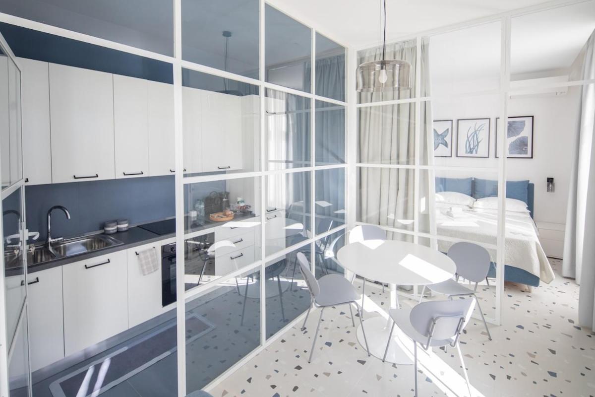 Casa Giu Light And Design With A Living Terrace *