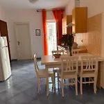 Casa Delfina - Ischia Centro