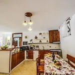 Villa Loto