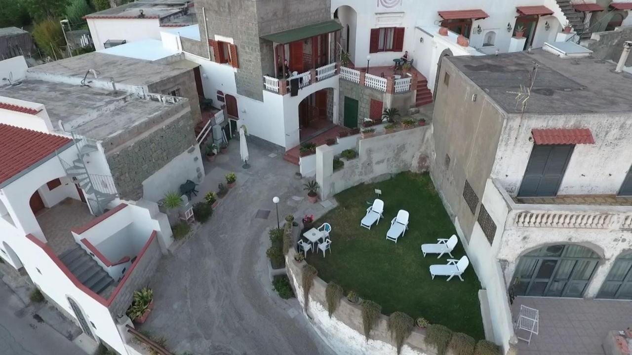 La Cesa *