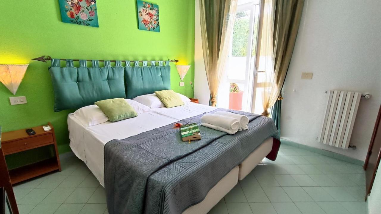 Bed & Breakfast Summer Vibes Forio di Ischia
