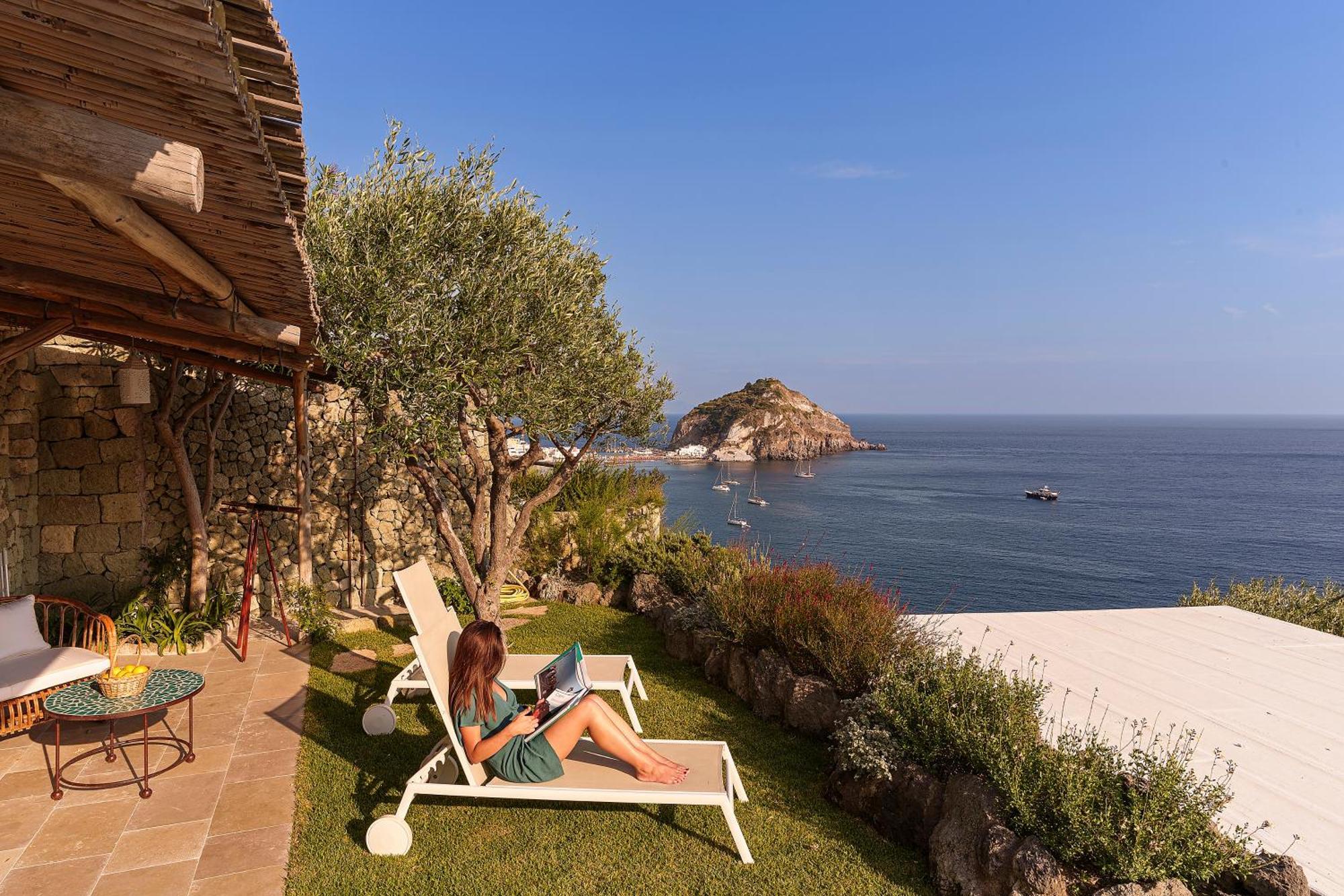 Costa Del Capitano Seaside 3*