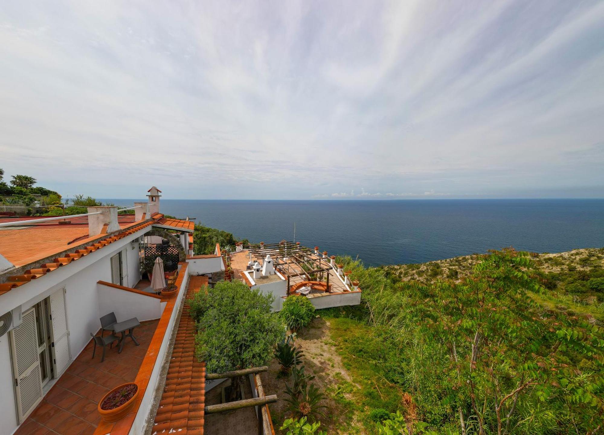 Punto Azzurro 3* Isquia