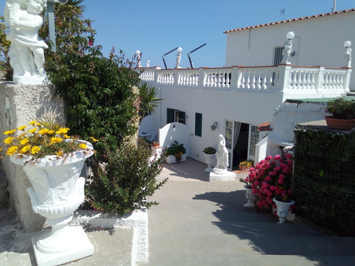 فندق مبيت وإفطار Natalina Forio di Ischia